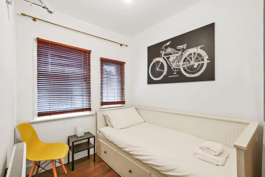 2 Bed Garden Flat Leyton Village ลอนดอน ภายนอก รูปภาพ